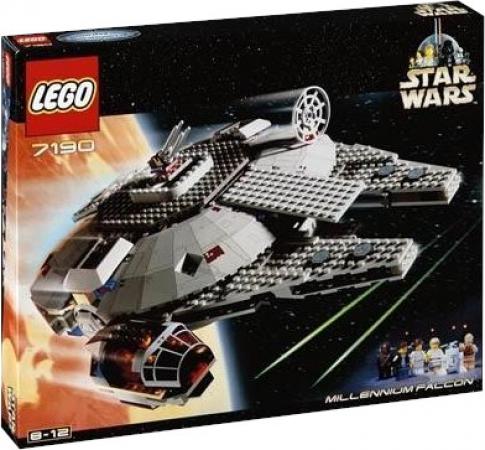 LEGO Star Wars Millennium Falcon (7190), huren vanaf €8,25/week